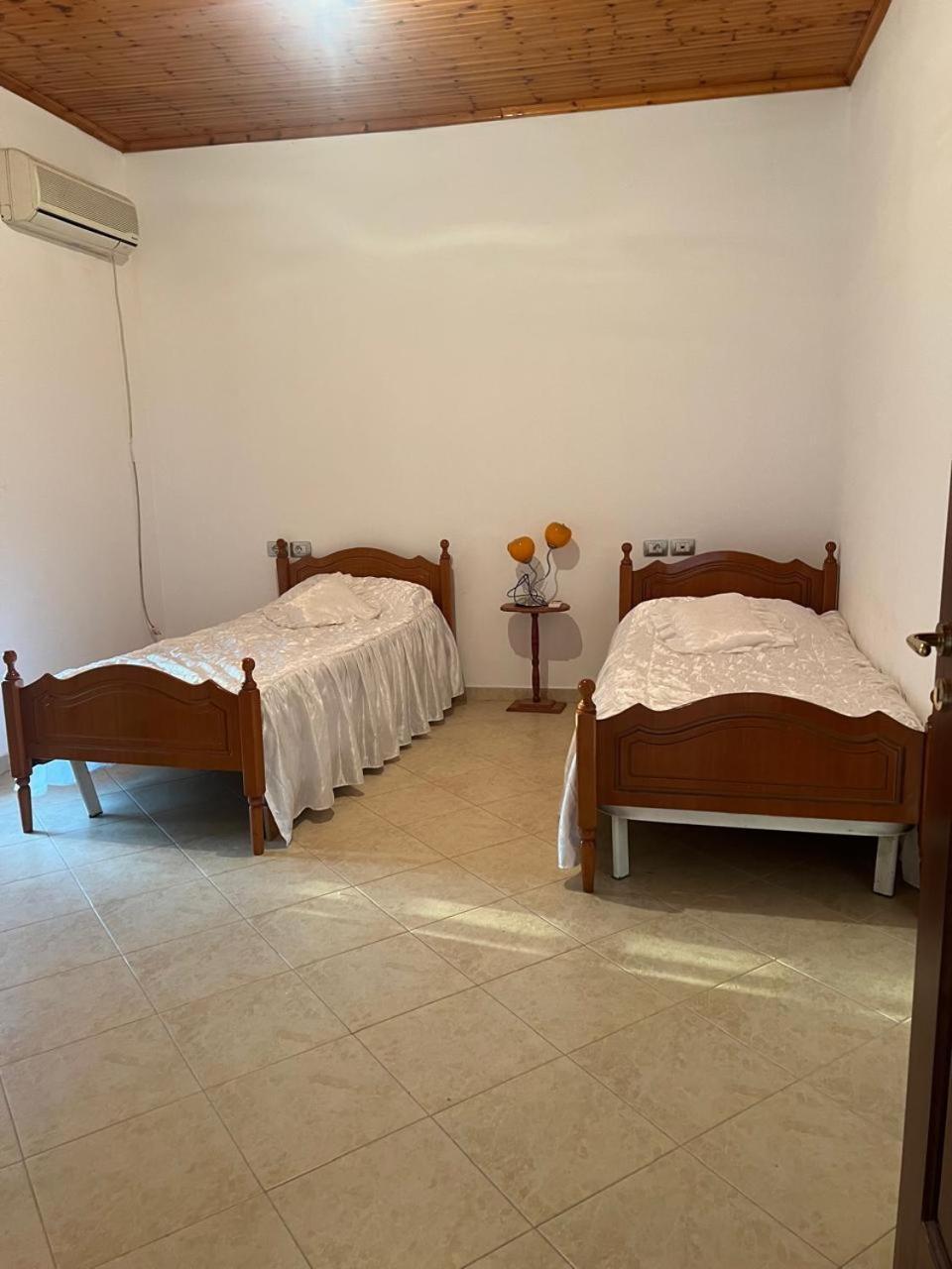 מלון Vlorë Nori House מראה חיצוני תמונה