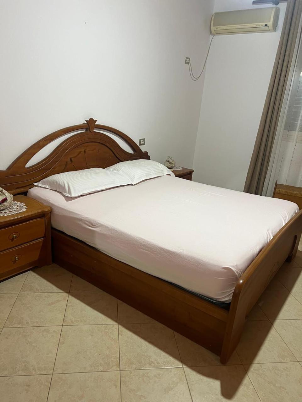מלון Vlorë Nori House מראה חיצוני תמונה